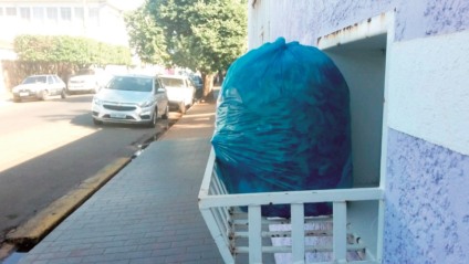 Coleta de lixo gera déficit de R$ 180 mil à prefeitura desde o fechamento de aterro por mês - Lucas dos Anjos/JPNEWS