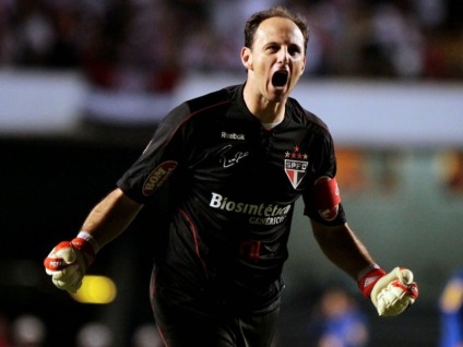Maior ídolo do São Paulo na atualidade, Rogério ainda mira mais uma conquista como titular da equipe - Divulgação/SPFCNET