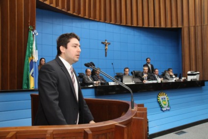 Deputado João Henrique Catan travou uma batalha de argumentações para tentar inserir suas emendas ao texto e alegou que celeridade no rito serve para influenciar ministro do STF - Wagner Guimarães/ALMS
