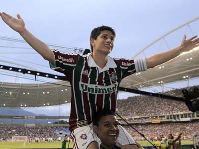 Conca disse que não tem esperança de ser chamado um dia por Mano Menezes, mas que não descarta defender a camisa do Brasil - Conca disse que não tem esperança de ser chamado um dia por Mano Menezes, mas que não descarta defender a camisa do Brasil -