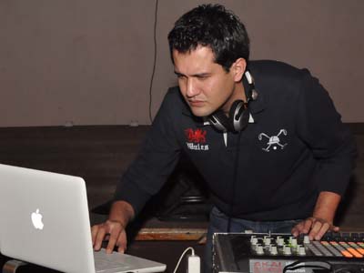 DJ Cassinho, de Araçatuba, estará no Empório nesta quinta-feira - DJ Cassinho, de Araçatuba, estará no Empório nesta quinta-feira -