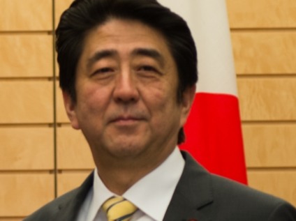 Primeiro-ministro japonês Shinzo Abe  - Wikimedia