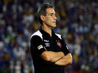 Carpegiani assume o Tricolor nesta segunda - Carpegiani assume o Tricolor nesta segunda -