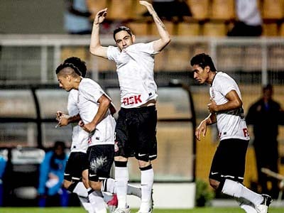 Corinthians, do zagueiro Chicão, é um dos destaques da jornada esportiva -