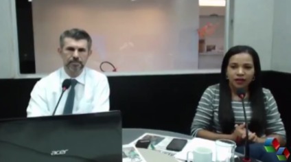 Programa é apresentado pelos jornalistas Valdecir Cremon e Ana Cristina Santos - Reprodução Programa é apresentado pelos jornalistas Valdecir Cremon e Ana Cristina Santos - Reprodução