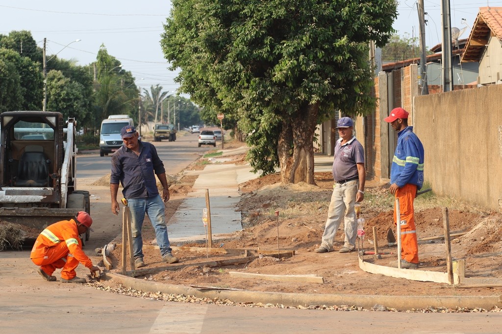 Está é a quinta e última etapa das obras de pavimentação e drenagem de águas pluviais - Divulgação