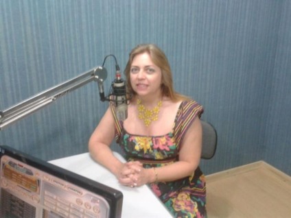 Diretora do Departamento de Cultura no programa RCN Notícias da Rádio Cultura -