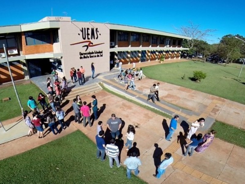 Universidade alcançou a marca de 10 cursos de especialização Lato Sensu em diversas áreas do conhecimento, com 444 matriculados - Divulgação/UEMS