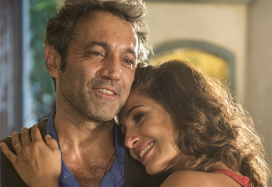 Camila Pitanga tentou segurar a mão de Montagner duas vezes Camila Pitanga tentou segurar a mão de Montagner duas vezes