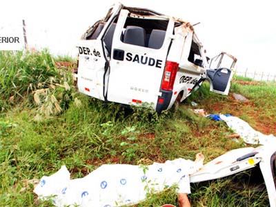Com o impacto, quatro ocupantes morreram na hora -