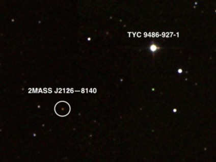 Uma fotografia capta o planeta 2MASS J2126-8140, em órbita em torno da estrela hospedeira TYC 9486-927-1.  - Simon Murphy/SMH