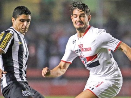 No primeiro jogo da semifinal, o São Paulo perdeu por 3 a 1 e agora terá de abrir três gols de diferença - Divulgação