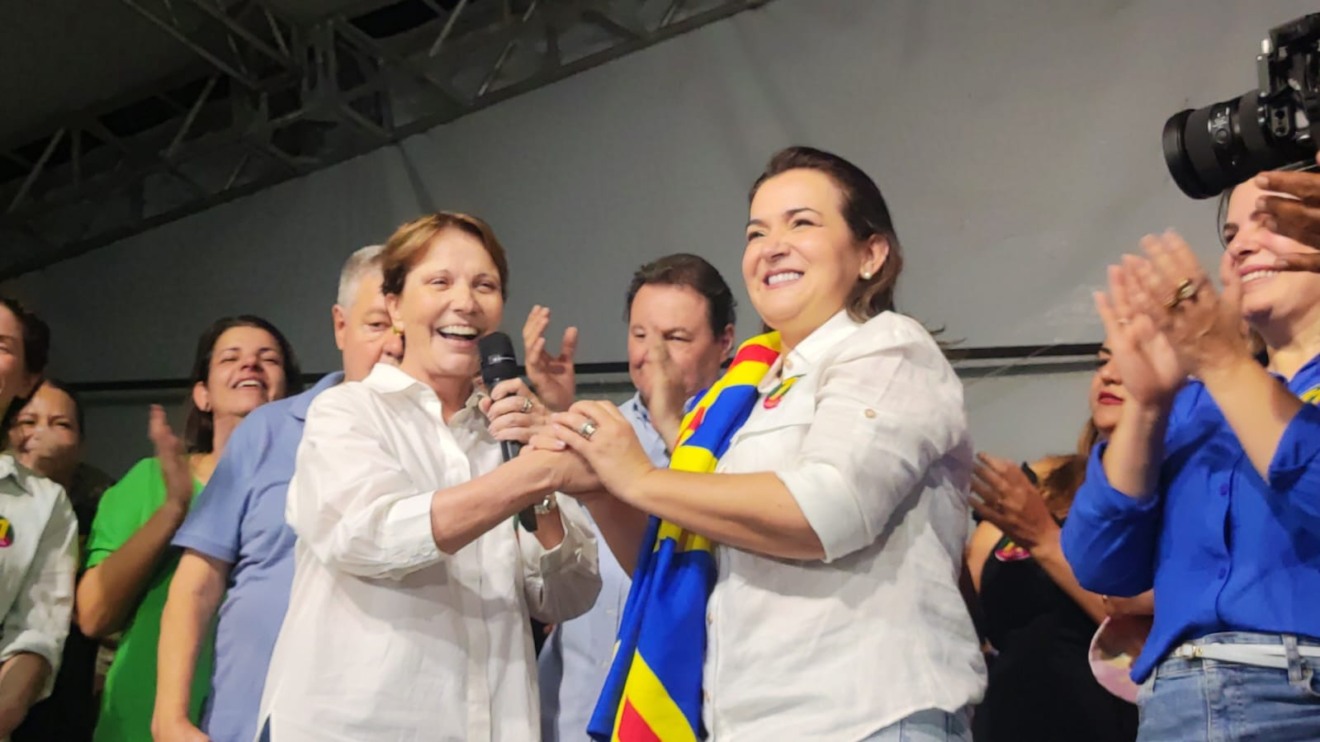 Tereza Cristina e Adriane Lopes, após o resultado da apuração nesse domingo (6). 