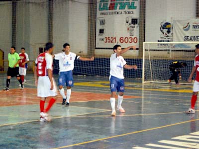 Três Lagoas esteve na frente do placar por duas vezes na decisão de sábado - Três Lagoas esteve na frente do placar por duas vezes na decisão de sábado -