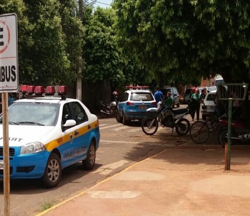 A Polícia Militar esteve no local; no momento a vítima está na Delegacia de Polícia Civil - Divulgação