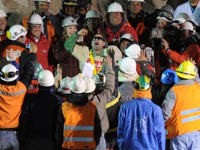 Sepúlveda puxou a "torcida" aos gritos de "Chi, Chi, Chile" - Sepúlveda puxou a "torcida" aos gritos de "Chi, Chi, Chile" -