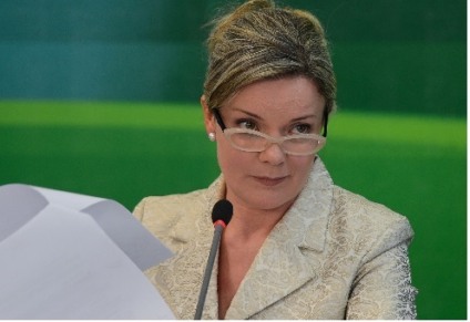 Gleisi Hoffman defende a volta de Dilma Rousseff à Presidência na comissão - Arquivo/EBC