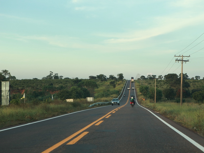 Independentemente da privatização, a rodovia vai ser melhorada com implantação de terceiras faixas e acostamentos - Elias Dias