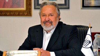 Luis Álvaro fazia tratamento de saúde havia seis anos - Divulgação/Santos FC