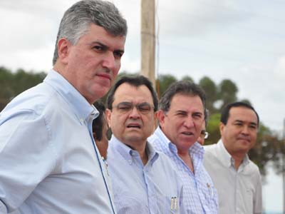 Comitiva do Dnit liderada pelo deputado federal Edson Giroto fiscalizou obras do contorno ferroviário -