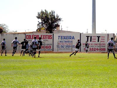 Rodada teve duas partidas no Madrugadão (foto) e uma no distrito de Arapuá -