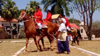 Apresentação dos fatos históricos ocorridos na época da Retirada da Laguna, em Nioaque, na Praça dos Heróis - Divulgação/Notícias MS