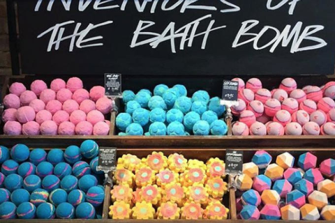 Lush fecha lojas e fábricas no Brasil e dá desconto de 50% nos produtos Lush fecha lojas e fábricas no Brasil e dá desconto de 50% nos produtos
