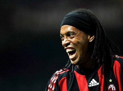 Ronaldinho Gaúcho pode voltar a sorrir com a camiseta da Seleção - Ronaldinho Gaúcho pode voltar a sorrir com a camiseta da Seleção -