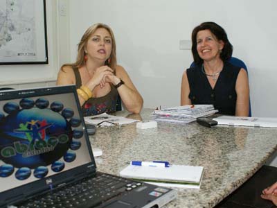 Márcia Moura e Vickie Vituri durante a reunião desta quarta-feira -