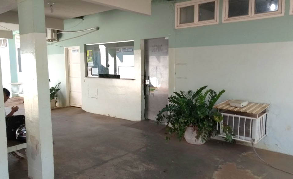 Dupla teria agredido o jovem a golpes de capacete - Arquivo/JPNews