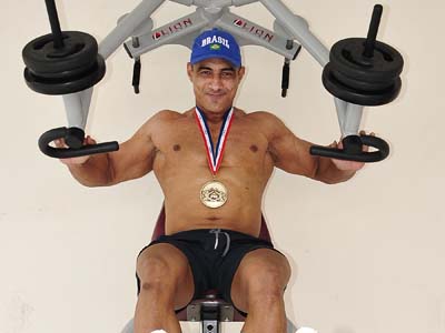 Amado Moura foi convocado pela Confederação Brasileira de Culturismo para disputar o Festival ainda em dezembro de 2010 - Amado Moura foi convocado pela Confederação Brasileira de Culturismo para disputar o Festival ainda em dezembro de 2010 -