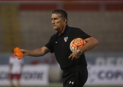 O técnico argentino, Edgardo Bauza é aposta do São Paulo para a conquista da Libertadores - Sãopaulofc.net