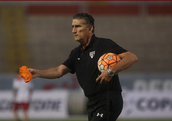 O técnico argentino, Edgardo Bauza é aposta do São Paulo para a conquista da Libertadores - Sãopaulofc.net