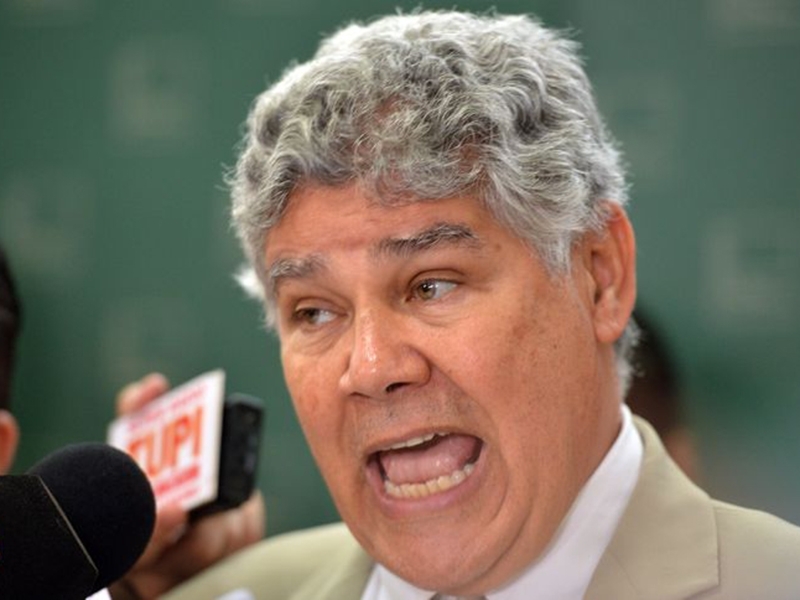 Para Chico Alencar, Cunha usa o cargo para se proteger de um processo de cassação - Antônio Cruz/Agência Brasil Para Chico Alencar, Cunha usa o cargo para se proteger de um processo de cassação - Antônio Cruz/Agência Brasil