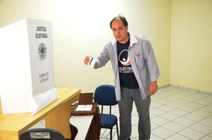 Luiz Henrique Gusmão registrou seu voto pela manhã -