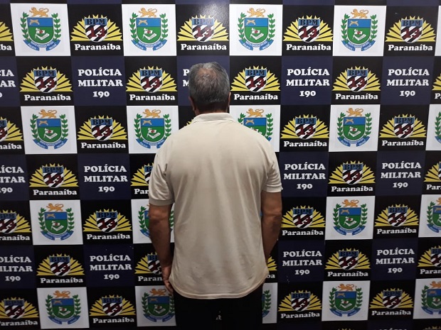Homem foi preso pela PM e levado para a delegacia do município - 13º BPM Paranaíba/Reprodução