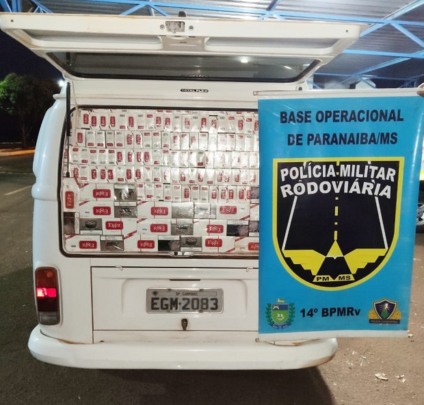 Homem transportando 2.500 pacotes de cigarros de origem estrangeira - Assessoria PMR