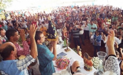 Uma missa será realizada aos pés da ponte, no lado mineiro - Arquivo/JP News