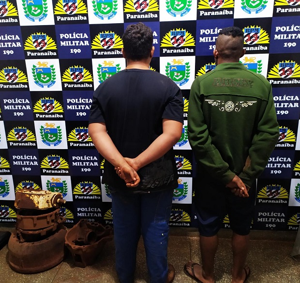Autores foram flagrados pela vítima, quando se dirigia até a propriedade para vistoria - 13º BPM Paranaíba/Reprodução