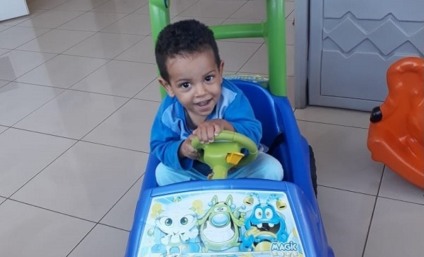 Enzo sofre de um tumor no fígado e recebe tratamento em São José do Rio Preto (SP) - Arquivo Pessoal