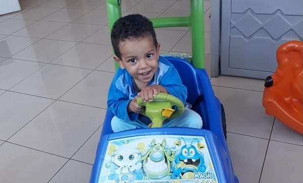 Enzo sofre de um tumor no fígado e recebe tratamento em São José do Rio Preto (SP) - Arquivo Pessoal
