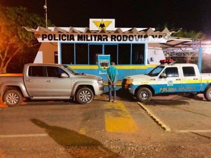 Placas de identificação do veículo foi adulterada - PRE/Paranaíba