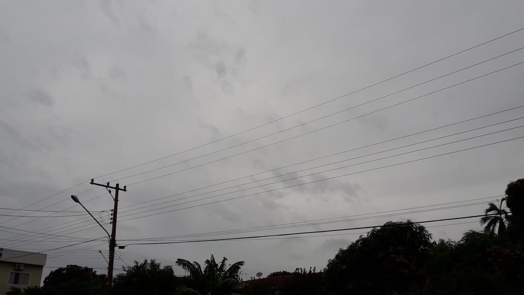 A previsão do Inmet para o dia é de chuva em pontos isolados - Talita Matsushita