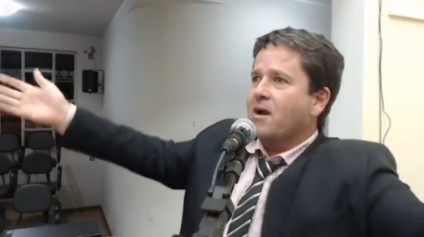 Presidente da entidade contesta também o fato do vereador não ter procurado explicações sobre a cobrança - Reprodução/Internet