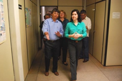 Simone visita instalações do 1º Distrito Policial -