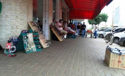 Ambulantes têm área limitada de trabalho, no centro de Três Lagoas - Arquivo/JPNEWS
