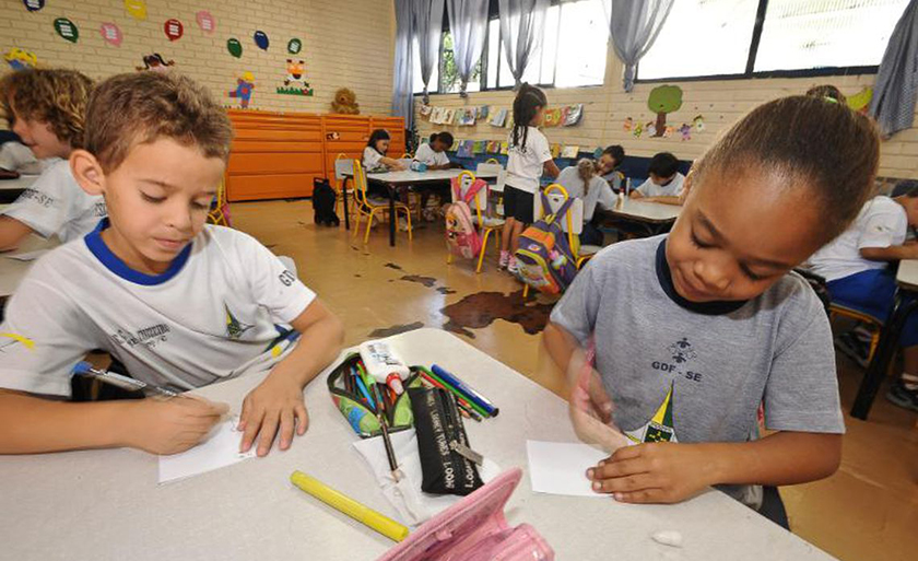 Nova decisão foi assinada pelo ministro da Educação, Ricardo Vélez - Arquivo/Agência Brasil