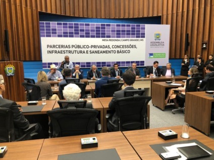 A expectativa é que a partir da aprovação da lei de PPP's o país volte a crescer em seis meses a um ano - Gabi Couto/CBN