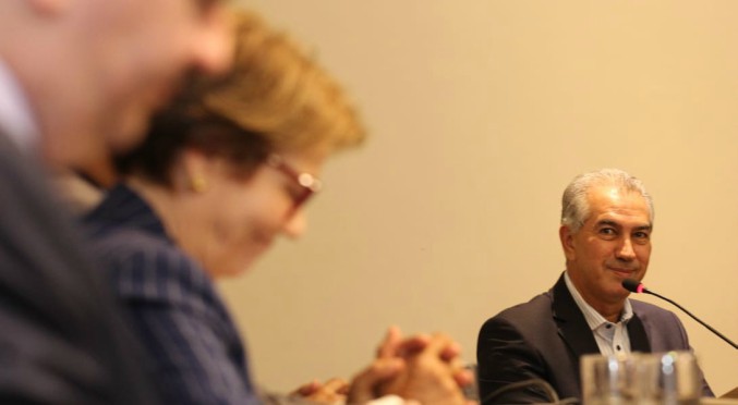 Reinaldo Azambuja destacou que o Avançar Cidades é importante porque os projetos são feitos pelos municípios e atendem as necessidades da população - Chico Ribeiro/NotíciasMS Reinaldo Azambuja destacou que o Avançar Cidades é importante porque os projetos são feitos pelos municípios e atendem as necessidades da população - Chico Ribeiro/NotíciasMS