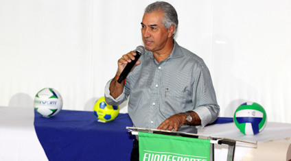 Reinaldo Azambuja participou da abertura do III Fórum de Políticas Públicas de Esporte e Lazer de Mato Grosso do Sul - Chico Ribeiro/NotíciasMS